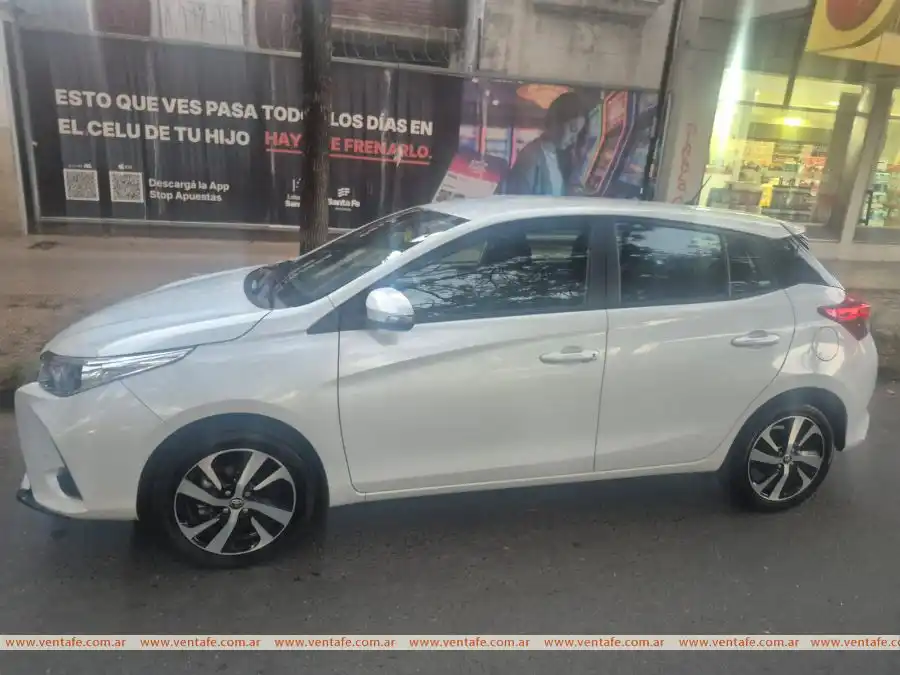 Toyota Yaris Xls+ Cvt 2025 17.000 Km  2025 - foto 1