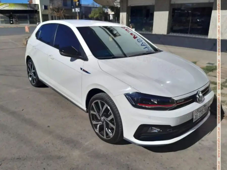 Volkswagen POLO GTS 1.4 AUT - foto 1