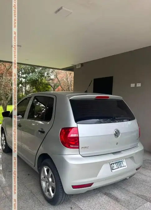 Volkswagen Fox Confortline 5 Puertas  2013 - foto 2