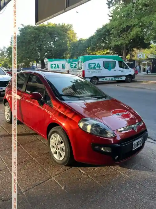 Fiat Punto 1.4 2013 2013 - foto 1