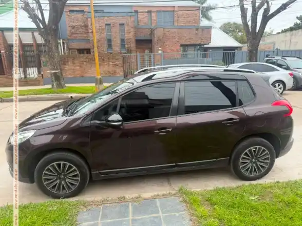 Peugeot 2008, Modelo Allure 1.6 - Año 2019  2008 - foto 1