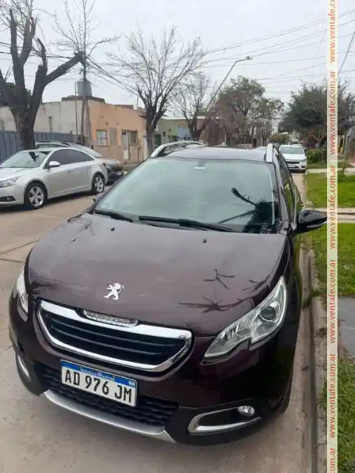 Peugeot 2008, Modelo Allure 1.6 - Año 2019  2008 - foto 2