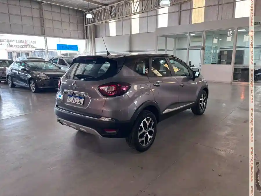 Renault Captur 2.0 16V Intens 6Mt - Año 2020 - 130.030Km  2020 - foto 4