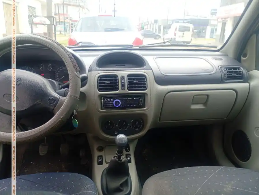 Renault Clio Expresión F2 2004  2004 - foto 5
