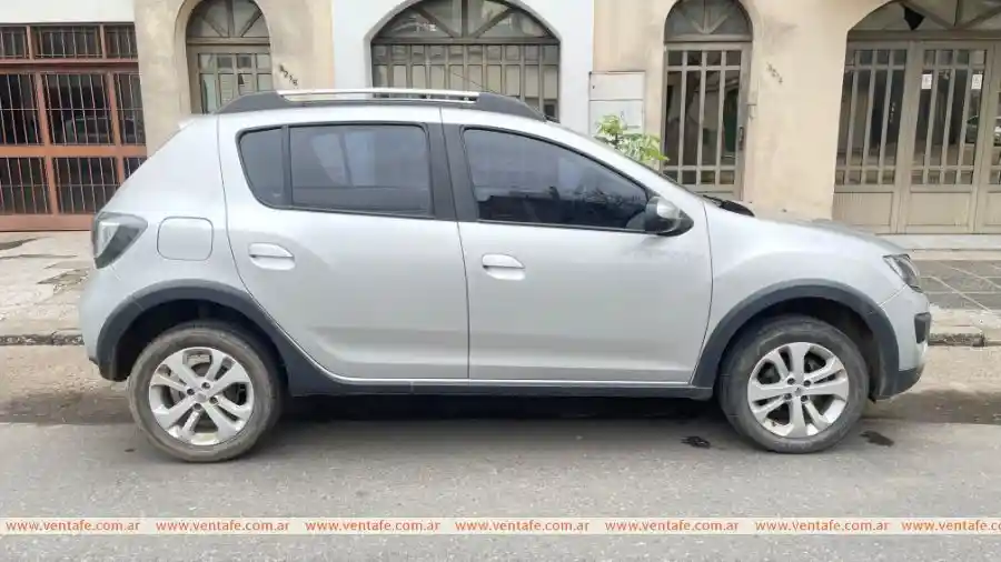 Renault Sandero Stepway 2016 - foto 1