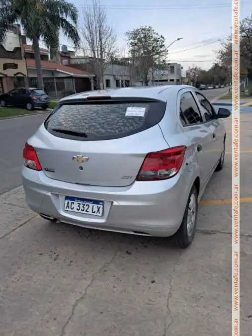 Chevrolet Onix Joy + 2018  2018 - foto 4