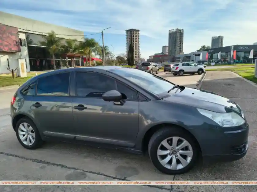 Citroën C4  2012 - foto 2