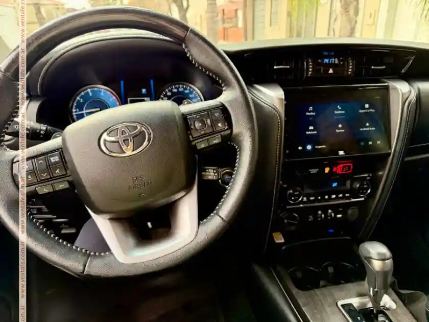 Toyota Sw4 Modelo  Srx 2023 68.000 Km. 7 Asientos  2023 - foto 5