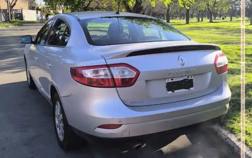 Renault Fluence Dynamique 2.0 - 2014 - Unico Dueño  2014 - foto 2