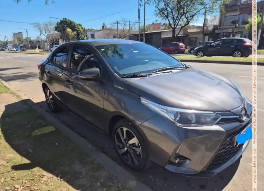 Toyota Yaris 1.5 107Cv Xls Pack Cvt Sedan 2023 - foto 1