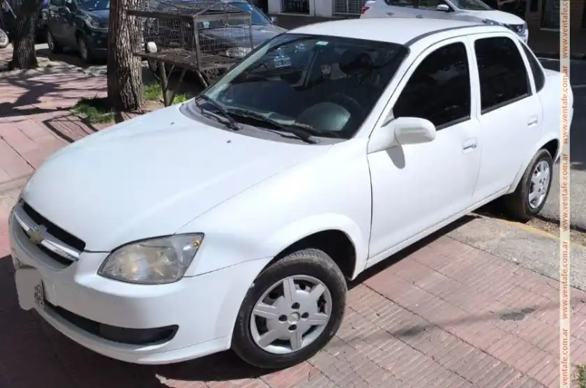 Chevrolet Corsa Classic  2016 - foto 1