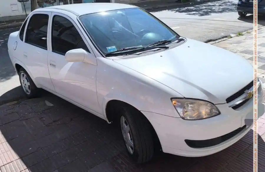 Chevrolet Corsa Classic  2016 - foto 3