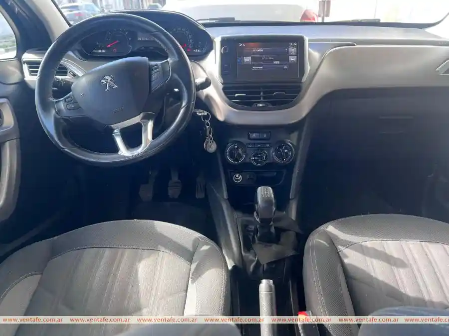 Peugeot 208 Allure Año 2017 - 90.000 Km !!  2017 - foto 5
