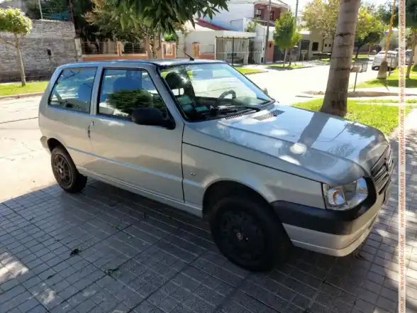 Fiat Uno Fire - foto 1