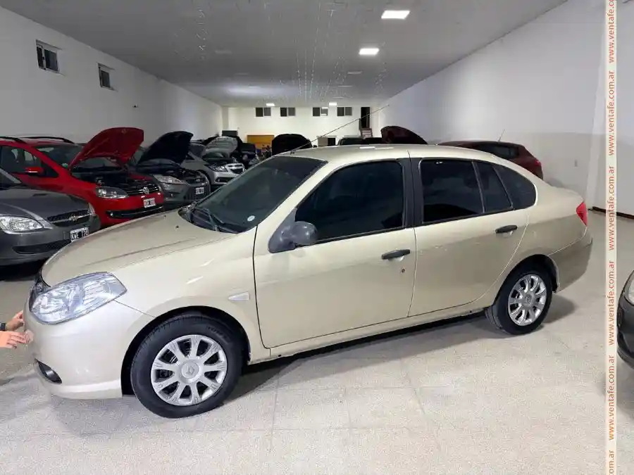 Renault Symbol 1.6 Comfort 2011 Impecable !!!!  2011 - foto 5