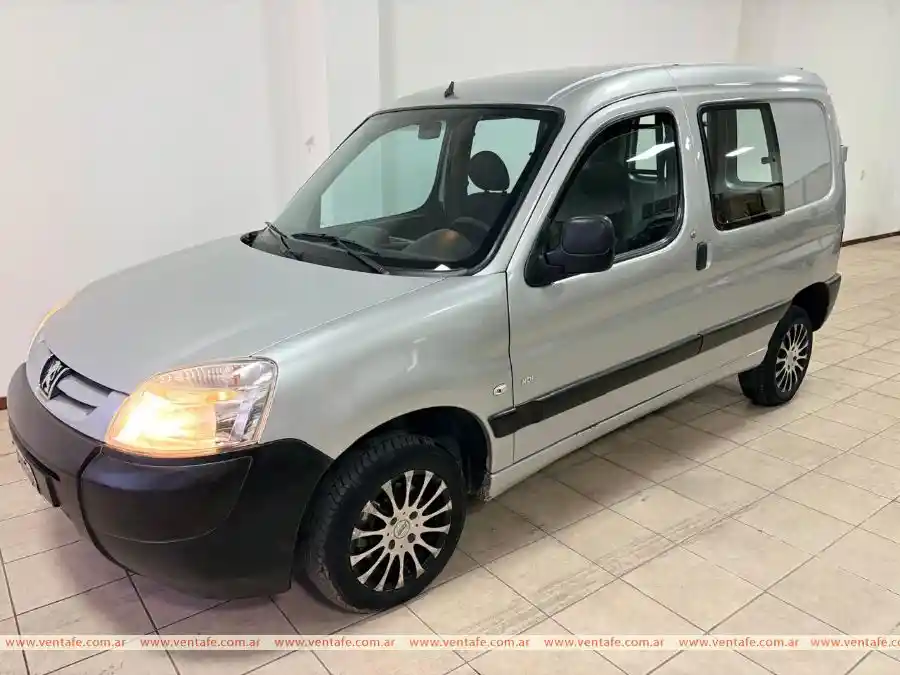 Peugeot Partner 1.6 Hdi Furgon 2014 Impecable !!!!  2014 - foto 1