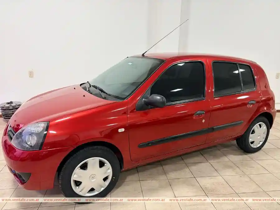 Renault Renaul Clio 1.2 Confort Pack Full 2011 137.000 Km  2011 - foto 1
