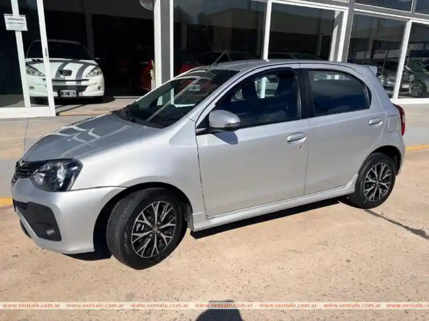 Toyota ETIOS XLS PACK 1.5 AUTOMATICO 2022 !!!! 2022 - foto 1