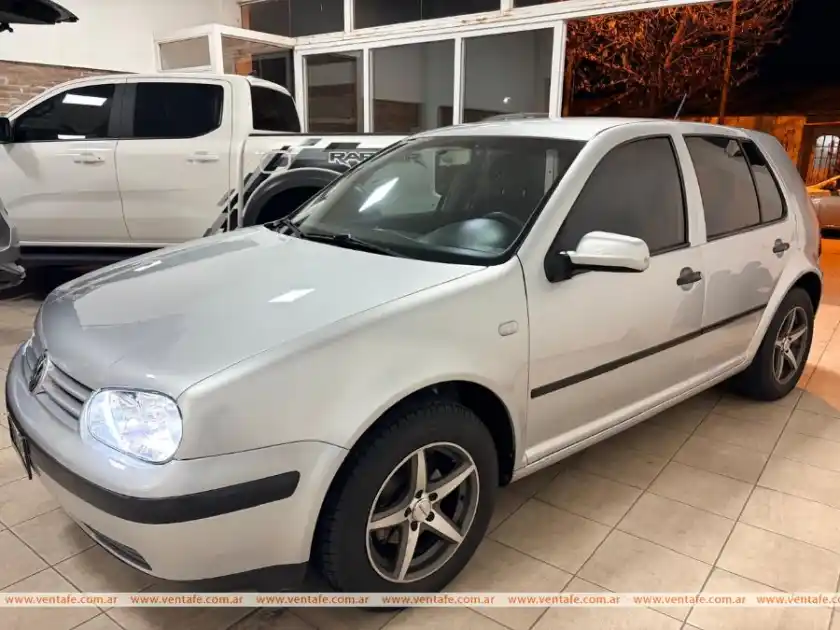 Volkswagen Golf 1.6 Full - foto 1