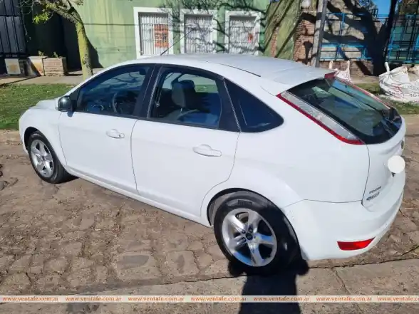 Ford FOCUS 2013 2013 - foto 1