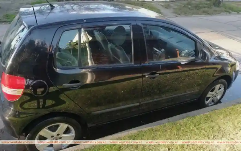 Volkswagen Fox 1.6 5 p. - foto 1