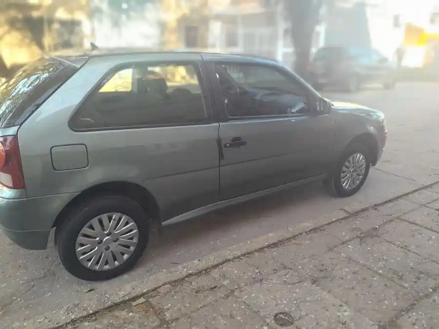 Volkswagen Gol Power 2011 1.4 3 Ptas  2011 - foto 2