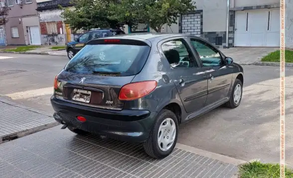 Peugeot 206 - Kms 125.000 Dueño Vende  2010 - foto 2
