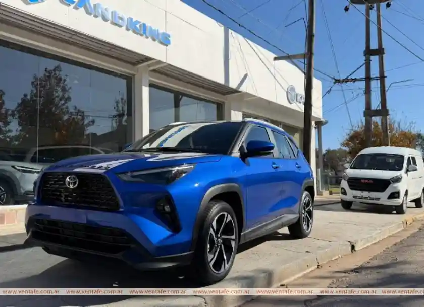 Toyota YARIS CROSS XEI HEV eCVT 0Km MY2026 azul - foto 1