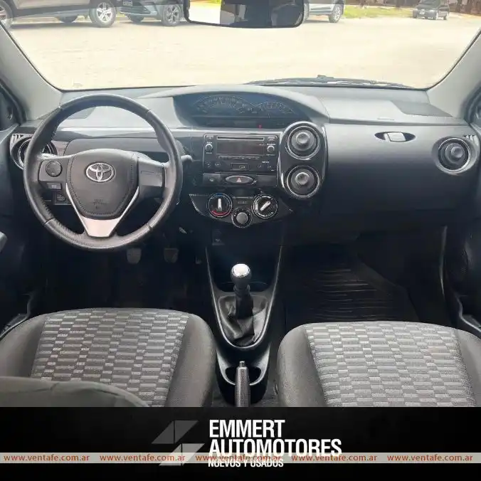Toyota Etios Xls 1.5N Mt 2016  2016 - foto 5