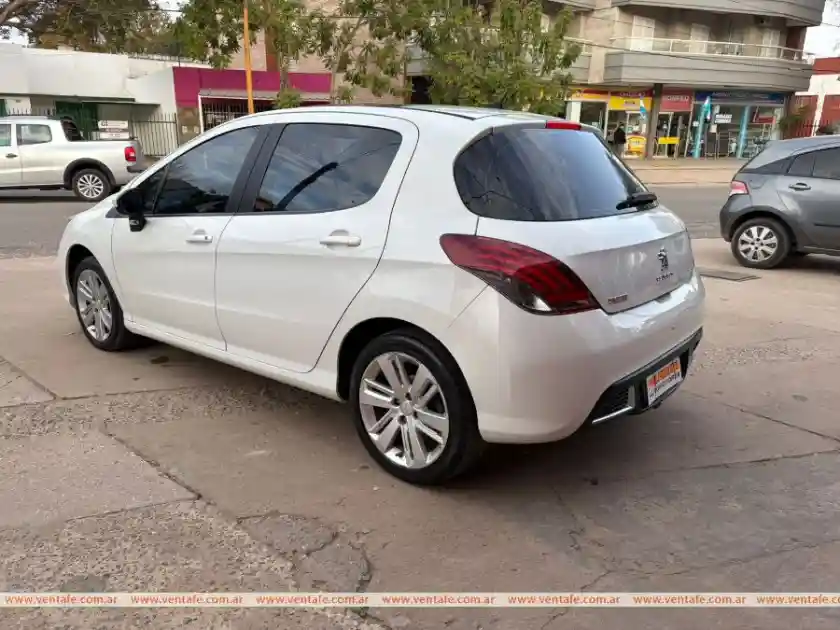 Peugeot 308 Allure Plus 2.0-2017  2017 - foto 4