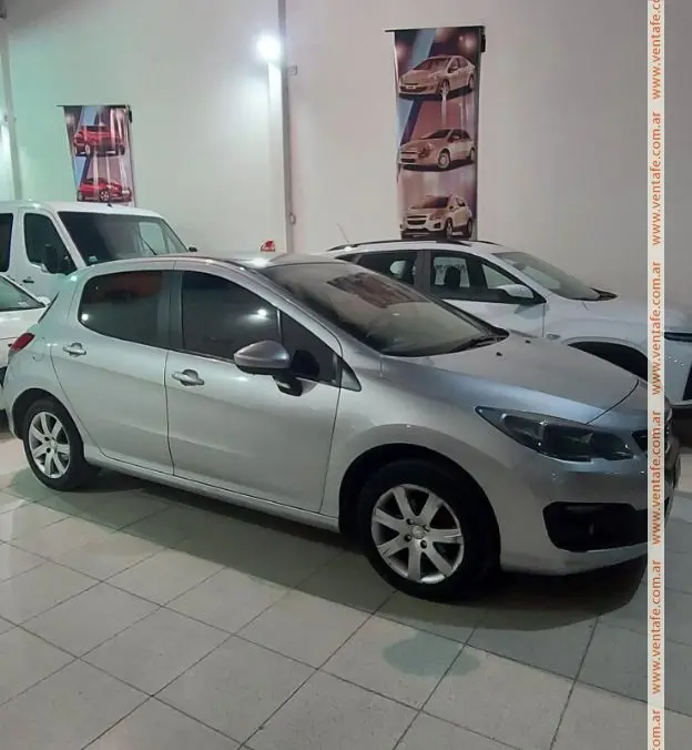 Peugeot 308 Allure + Nav año 2016 110.000km 2016 - foto 1