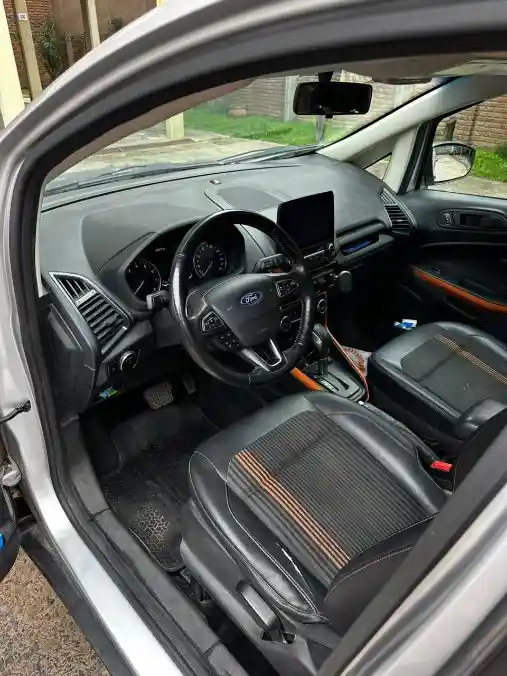 Ford Ecosport Freestyle 4X4 Automatica - Año 2018  2018 - foto 3