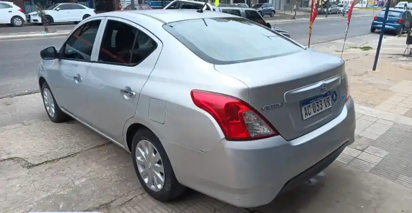 Nissan Versa 2018  2018 - foto 4