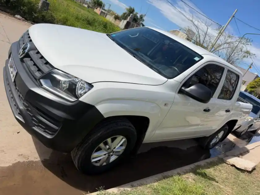 Volkswagen Amarok Trendline 4X2 - 2023  2023 - foto 1