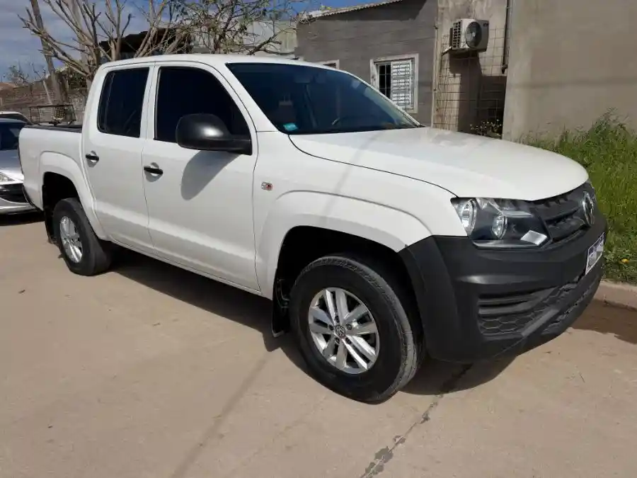 Volkswagen Amarok Trendline 4X2 - 2023  2023 - foto 4