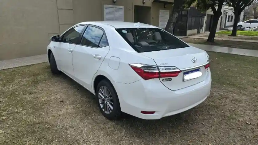 Toyota Corolla 2018 Xei Manual  2018 - foto 2