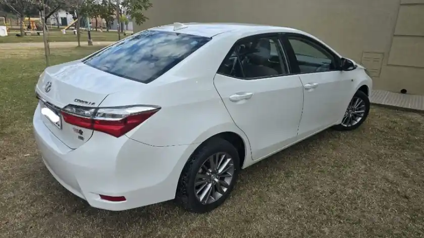 Toyota Corolla 2018 Xei Manual  2018 - foto 3