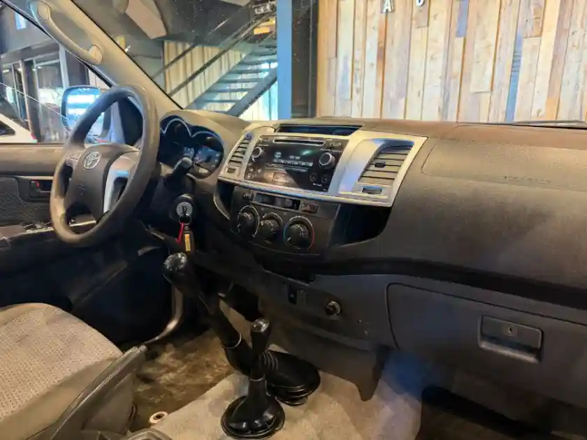 Toyota Hilux 2.5 Dc 4X4 Td Dx Pack L12  2015 - foto 5