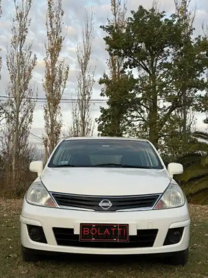 Nissan Tiida 1.8 5P Visia  2014 - foto 2