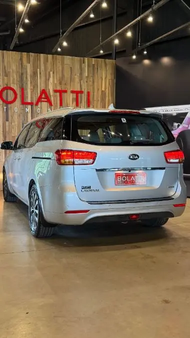 Kia Carnival 2.2 Ex Crdi Premium At  2017 - foto 3