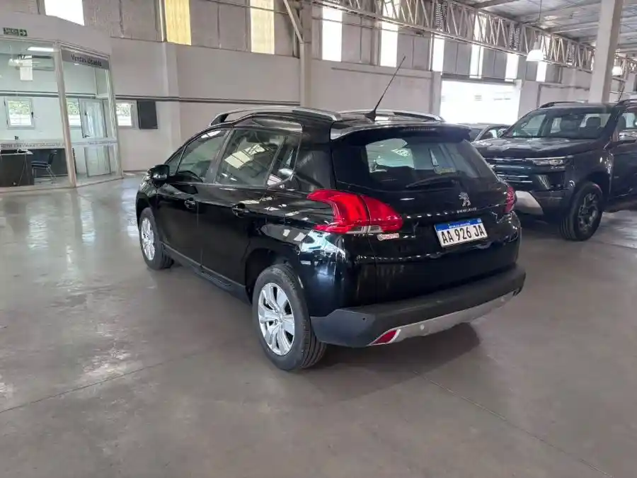 Peugeot 2008 1.6 Allure Plus - Año 2017 - 131.256K  2008 - foto 3