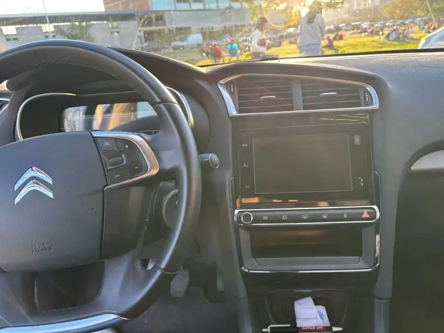 Citroën C4 Lounge Hdi Feel Pack  2019 - foto 4