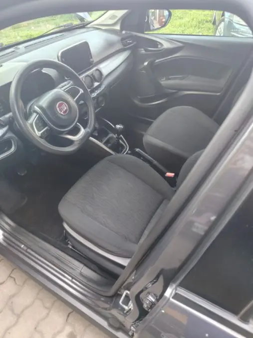 Fiat Cronos Drive Pack Conectividad 2020  2020 - foto 4