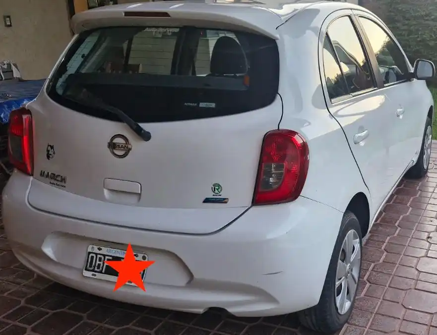 Nissan March Sense 1.6  2014 - foto 3