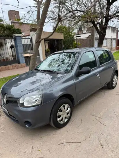 Renault Clio Mío única mano - foto 1