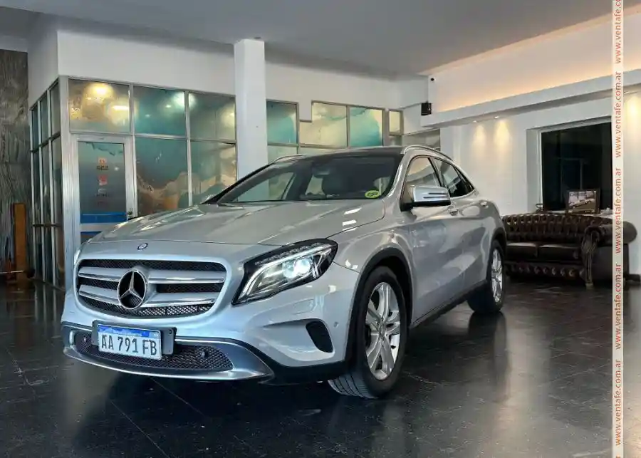 Mercedes-Benz Gla 200 1.6Turbo Automático Año 2016  2016 - foto 3
