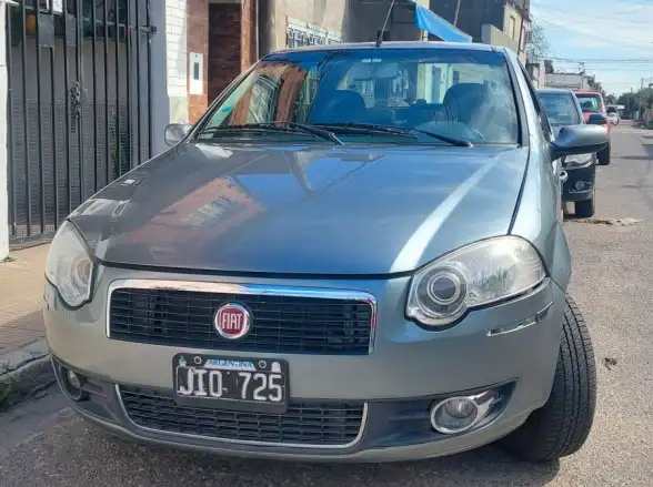 Fiat Siena Attractive 1.4 2010 - foto 1