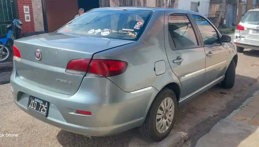 Fiat Siena Attractive 1.4  2010 - foto 3