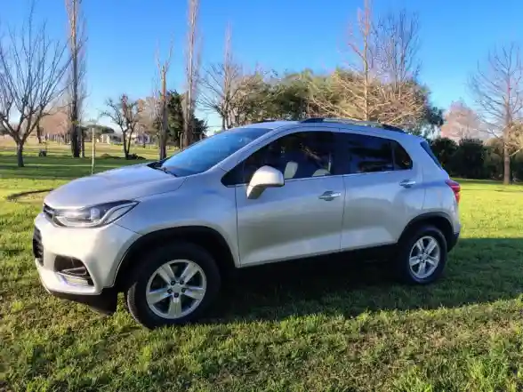 Chevrolet Tracker - foto 3