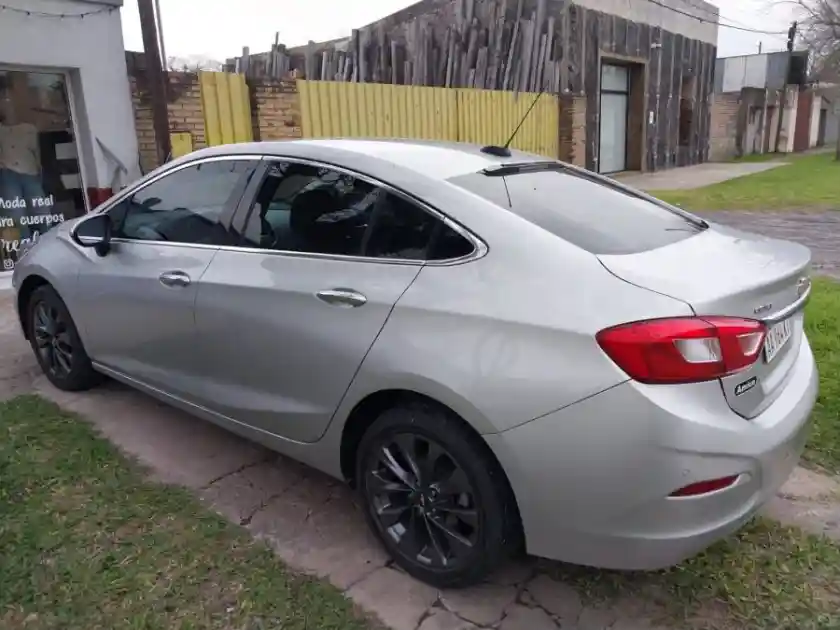 Chevrolet Cruze 1.4 Ltz Turbo  - Año 2017  2017 - foto 2